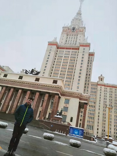 黄家曦生活照.jpg
